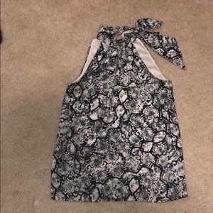 Express Tank Top with Neck Tie